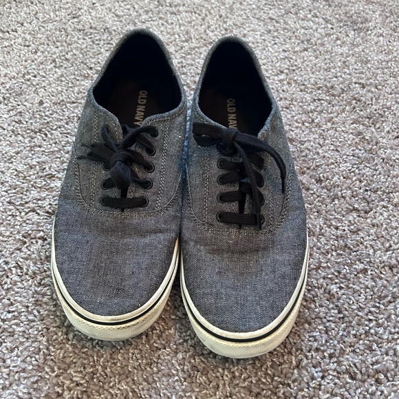 Men’s Sneaker Bundle. Pair of 3 Old Navy Sneakers. Size 10 - Picture 5 of 10